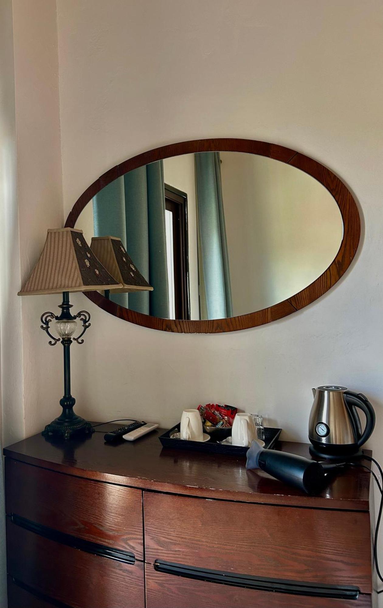 Two Flowers Hotel Pedhoulas Ngoại thất bức ảnh