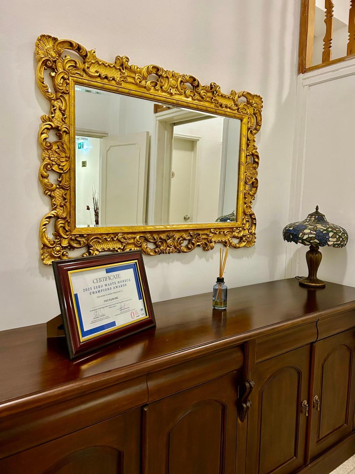 Two Flowers Hotel Pedhoulas Ngoại thất bức ảnh